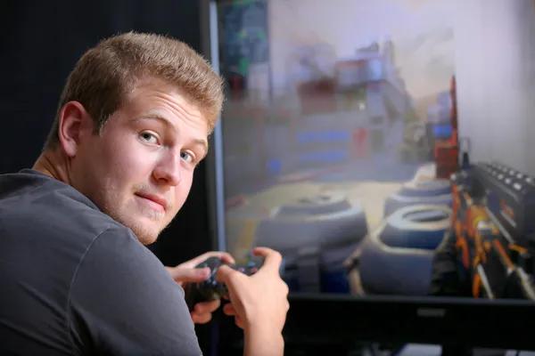 Build Better Shooting Consistency with Apex Legends No Recoil Script